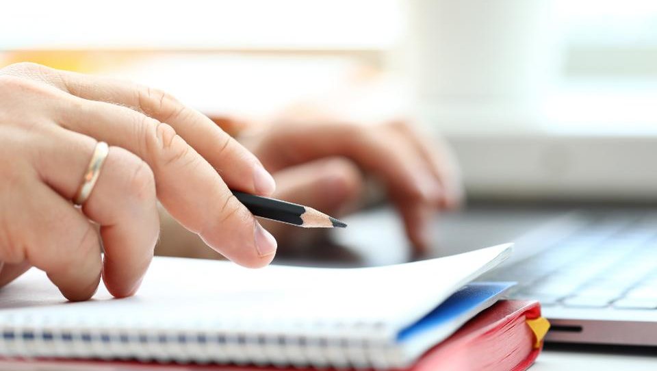 Những người làm giàu từ con số 0, khiến “tiền đẻ ra tiền” đều biết 7 điều này - 2