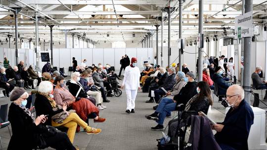 Đan Mạch đã bắt đầu tiêm chủng ngừa Covid-19 từ sau Giáng sinh năm 2020. Ảnh: RT