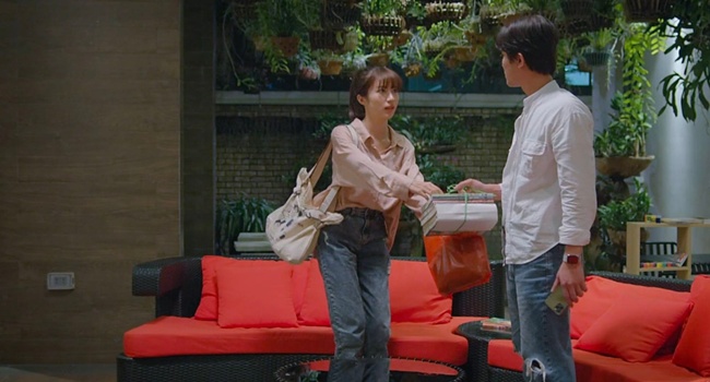 Loving the Sunny Day Returns: Caught at the love rival in Trang's house, Duy jealously asks to check the camera?  - 5