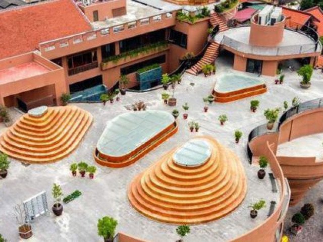 Ngày nghỉ sống ảo tại Bảo tàng gốm Bát Tràng và thưởng thức ly cafe từ trên cao