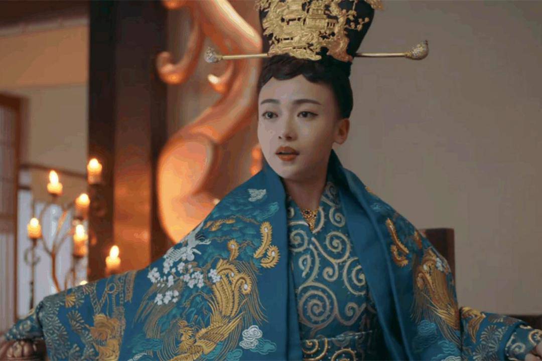 Chinese beauties usurped the queen's throne, committed adultery with servants behind the emperor's back - 2