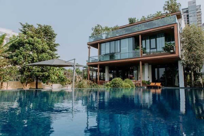 Điểm chung trong các biệt thự sao Việt: Bể bơi riêng rộng, có người mang cả nước biển về nhà - 12