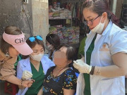 Làm đẹp - Cảnh giác trào lưu chấm nám, tàn nhang lề đường bởi các "chuyên gia khoác áo blouse" rởm