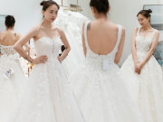 Thời trang - Ngô Thanh Vân đi chọn váy cưới vắng bóng Huy Trần, chia sẻ áp lực và rối bời