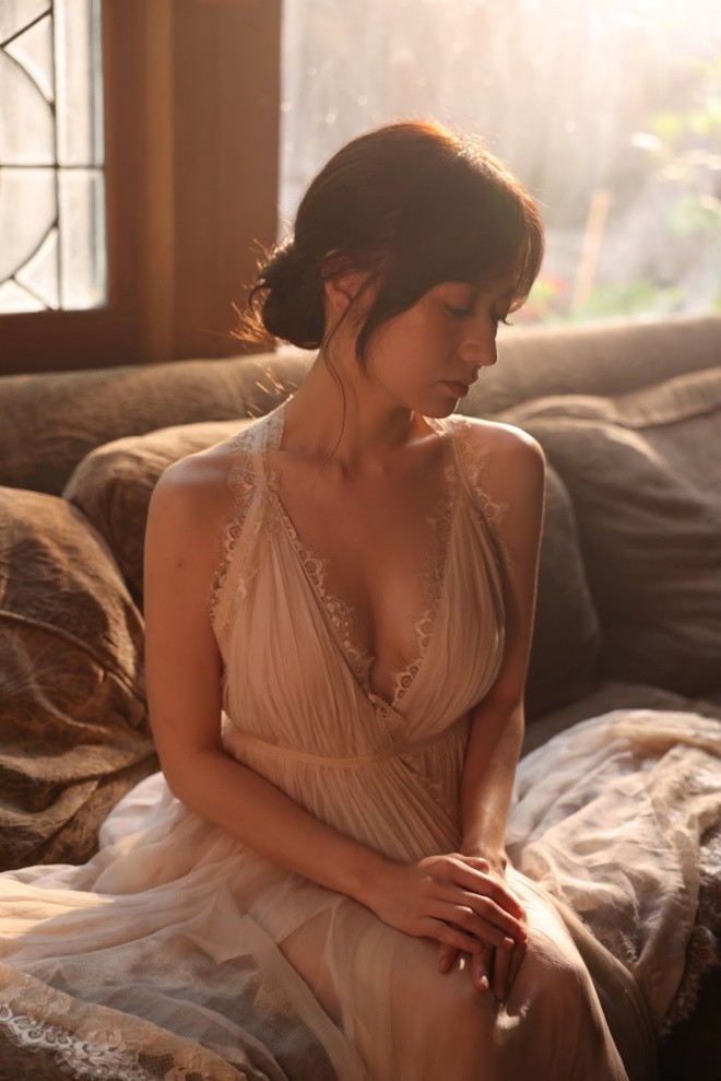 Xuân Nghi thừa nhận hình ảnh bé Xuân Nghi ngày xưa là cái bóng lớn mà mình khó vượt qua khi trở lại với khán giả Việt Nam.