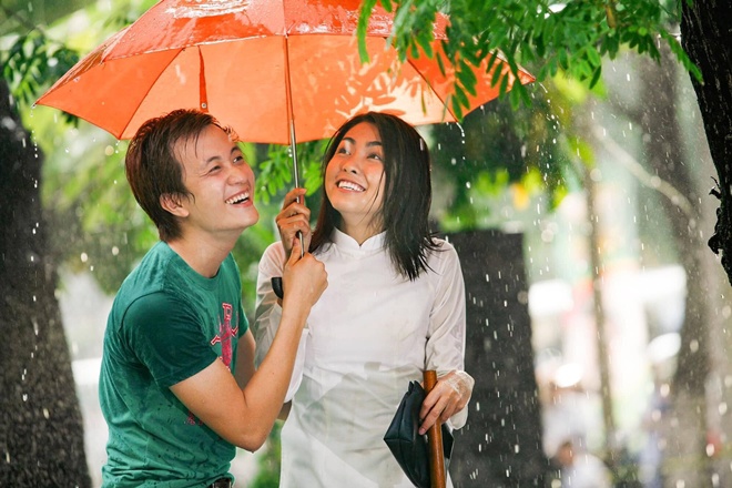 Tăng Thanh Hà vụt sáng nhờ bộ phim truyền hình Bỗng dưng muốn khóc, hiện đang có cuộc sống hạnh phúc bên chồng doanh nhân và 3 nhóc tỳ.