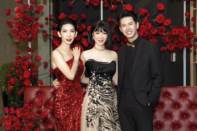 Mới đây, MC Thanh Mai là một trong số các khách mời tham dự dạ tiệc mừng chiến thắng của Minh Kha - học trò Xuân Lan.