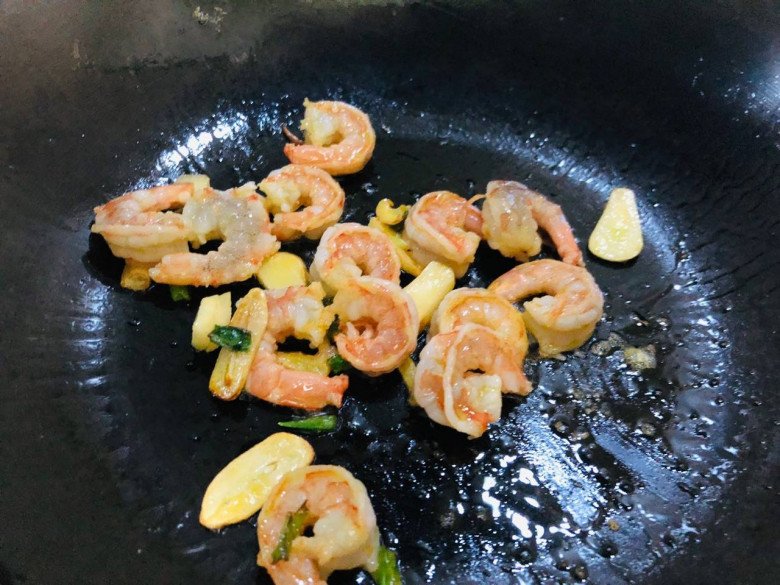 Stir-fried shrimp with this fruit increases calcium many times, both delicious and super nutritious - 4