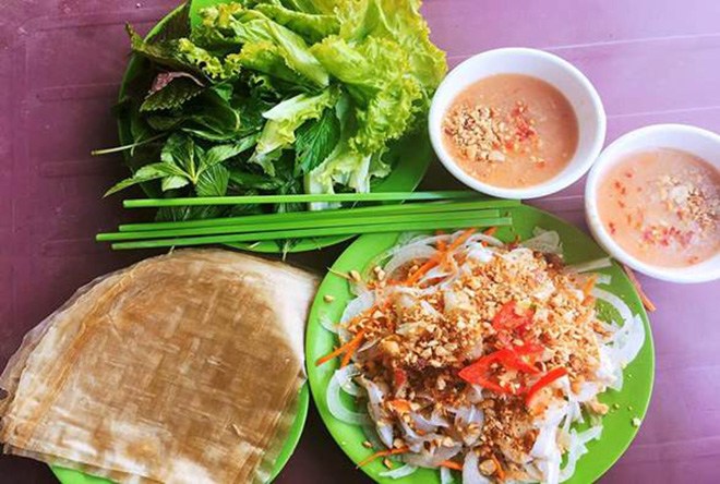 5 delicious specialties in Vinh Hy Bay, all familiar dishes but very different flavors - 5