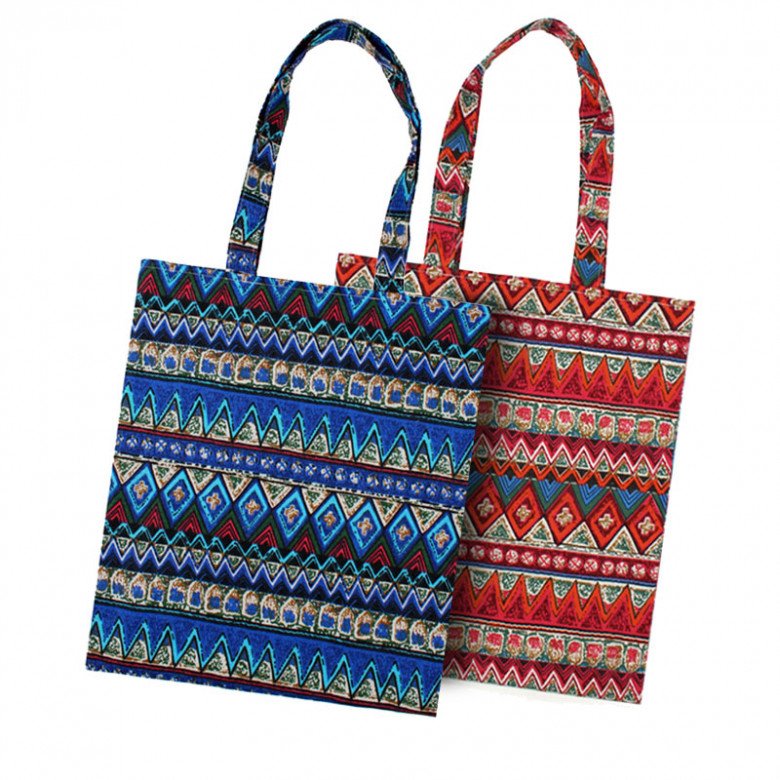 H'Hen Niê is not only famous for her brocade, but her family also makes beautiful bags - 10