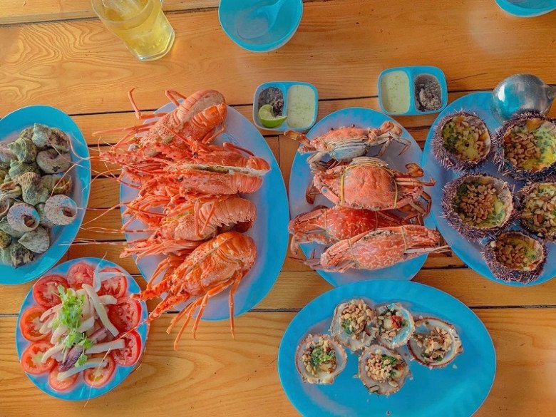 5 delicious specialties in Vinh Hy Bay, all familiar dishes but very different flavors - 1