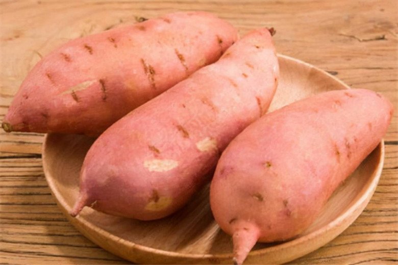 Buy sweet potatoes, see these 4 types of tubers are best not to choose, the seller also does not want to eat - 1