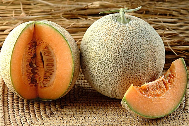 Can pregnant women eat cantaloupe?  - first
