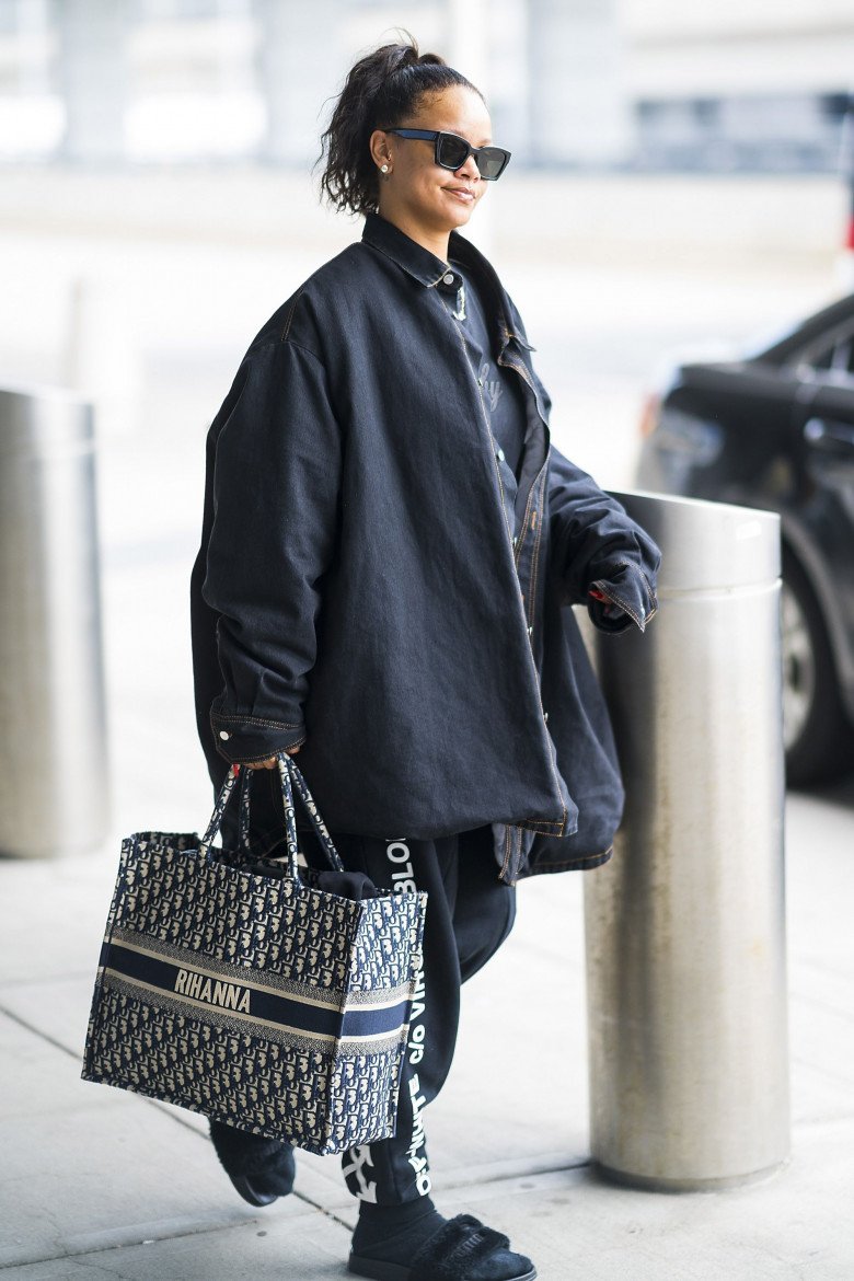 Decipher the charm of the national bag carried by every beauty queen to the airport - 8