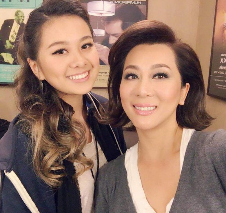 MC Ky Duyen's 2 little-known daughters: beautiful, talented, single mother raising too well - 11