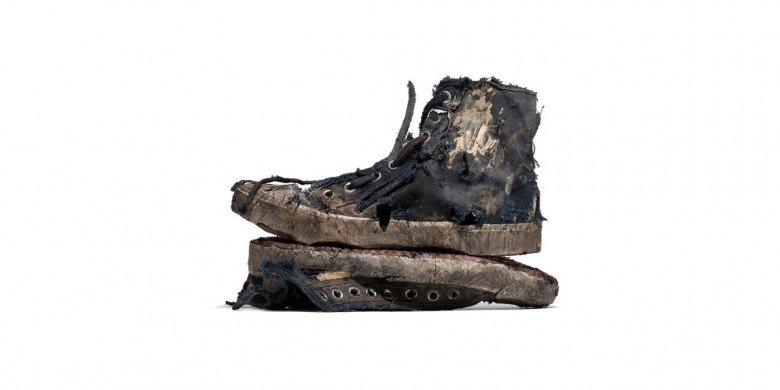 Một đôi giày như lấy ra từ bãi rác với mức giá 45 triệu đồng, bạn có chấp nhận mua? - 5