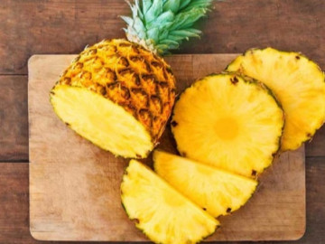 Bà bầu thèm chua, ăn nửa quả dứa phải nhập viện