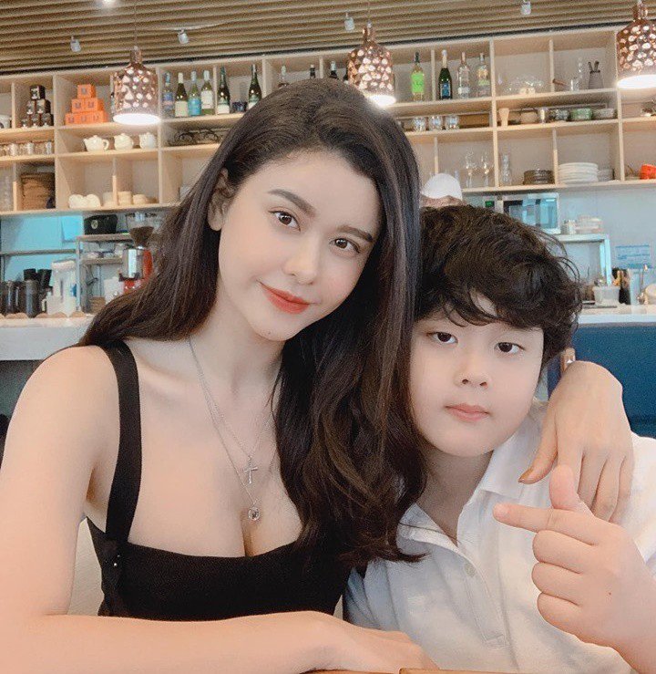 Tim Truong Quynh Anh's son changes to a new, handsome hairstyle that makes Tran Thanh's wife whisper - 9