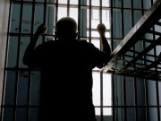 Tin tức - Tên trộm bị bắt nhưng không chịu ăn cơm nhiều ngày, lộ sự thật khiến hắn nhận ngay bản án tử hình