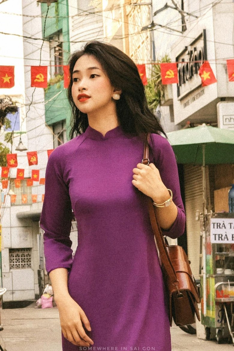 The new goddess of ao dai of social networks, born 2K2 looks attractive no matter what - 9