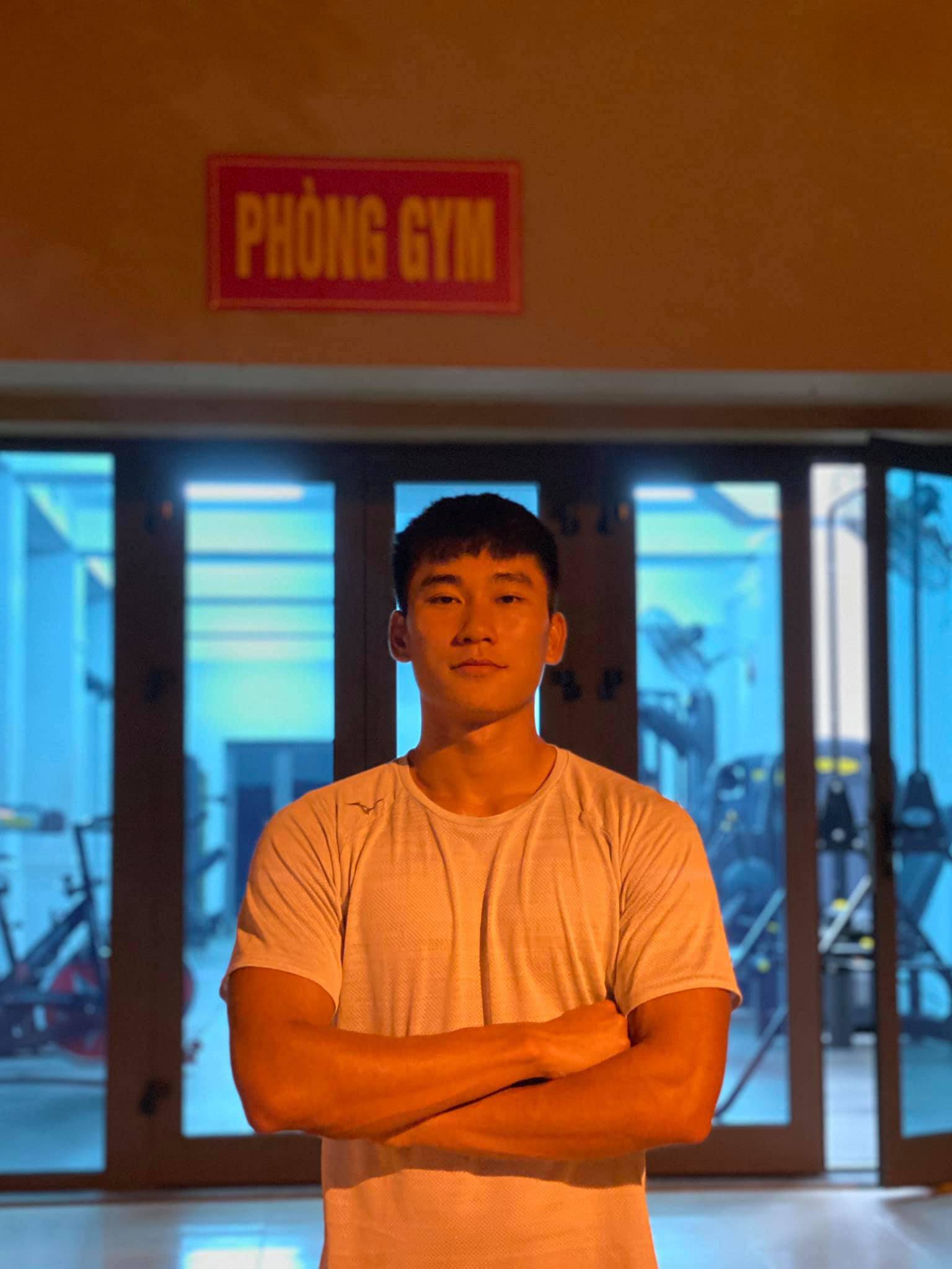 Vietnam U23 players: The hot boy on the pitch, the one who stirs up social media with millions of followers - 9