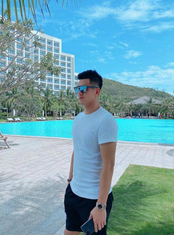 Vietnam U23 players: The hot boy on the pitch, the one who stirs up social media with millions of followers - 13