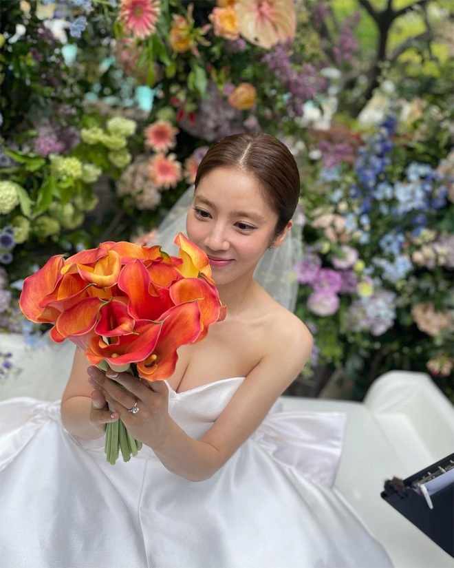 Korean bride married her ex-lover after 10 years, hurriedly got married thinking the doctor told her to marry - 3
