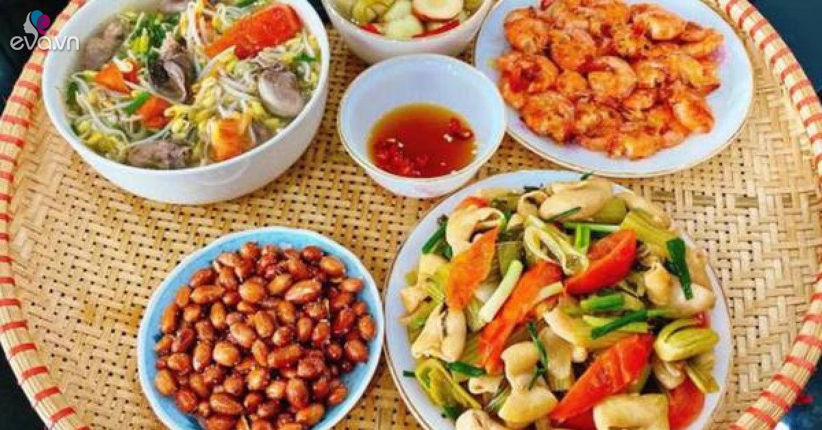 During meals, Japanese people often do not do this to avoid weight gain, diabetes and stomach disease, unfortunately many Vietnamese still have not given up the habit!