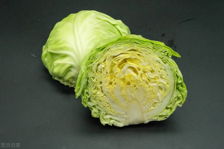 Cabbage is sold in the market, buy tightly or loosely wrapped plants, many people choose the wrong one, so it's not delicious - 2
