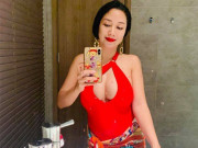 Làm đẹp - Người đẹp Trường Giang yêu thầm 14 năm: Mẹ 3 con vẫn là "siêu vòng 1"