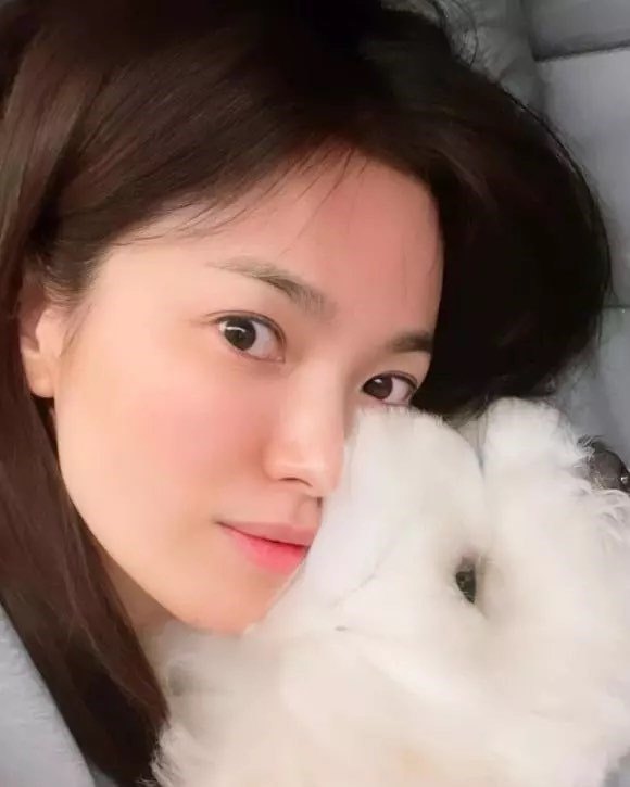 41-year-old Song Hye Kyo is still confident with a bare face without makeup - 3