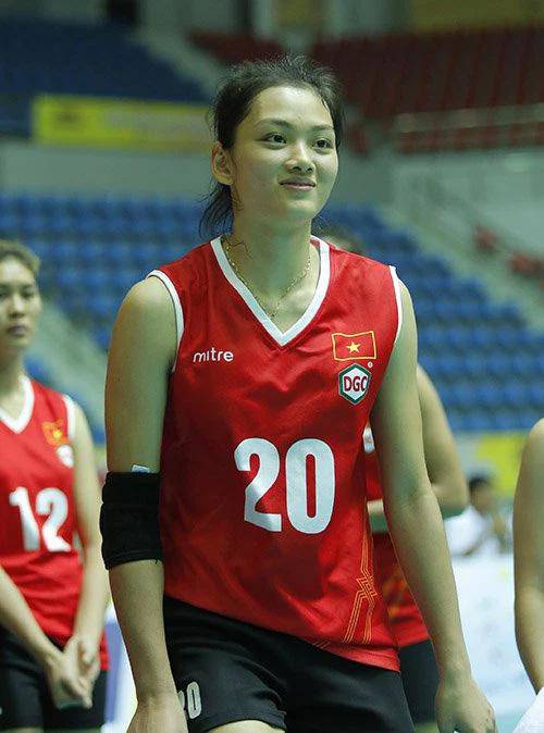 Hot girl volleyball is called the new generation beauty that causes fever at SEA Games 31 - 4