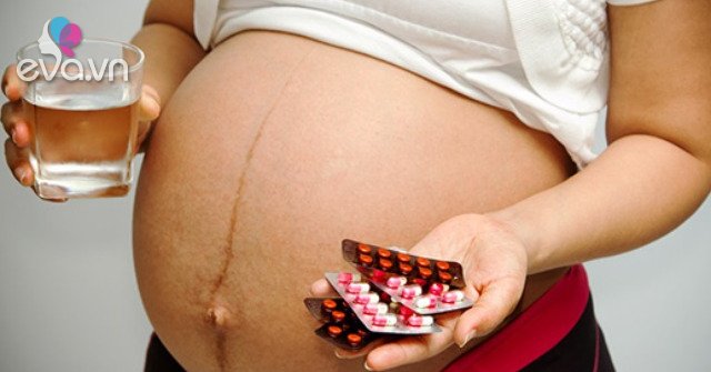 Iron pills for pregnant women should be taken when?