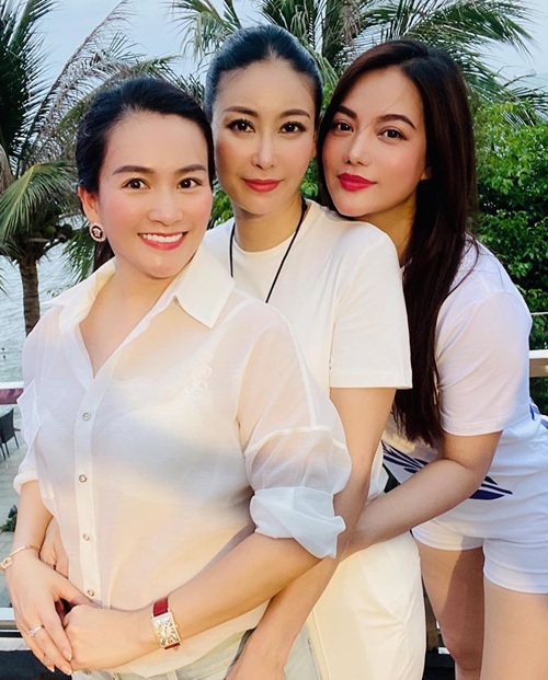 Con Hà Kiều Anh, Trương Ngọc Ánh, Bình Minh gặp mặt: Chiều cao nổi bật, toàn siêu phẩm chân dài! - 1