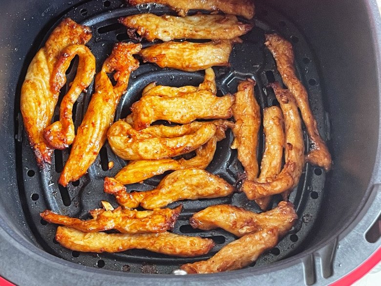 Dried tough chicken breast, baked in this way can be eaten by hybrid rai - 8