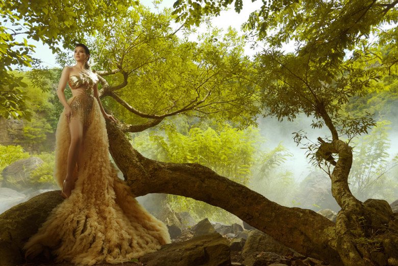 Bộ ba Hoa hậu quốc tế đình đám: Hamp;#39;Hen Niê, Hương Giang và Phương Khánh đọ sắc giữa núi rừng hùng vĩ - 7
