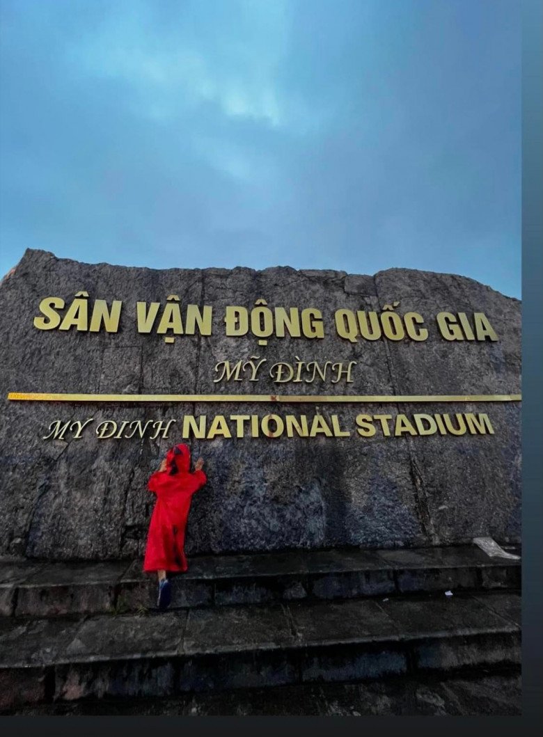 The football team won the gold medal at the Sea Games: Bui Tien Dung's son cried, Hung Dung's son celebrated in the rain - 3