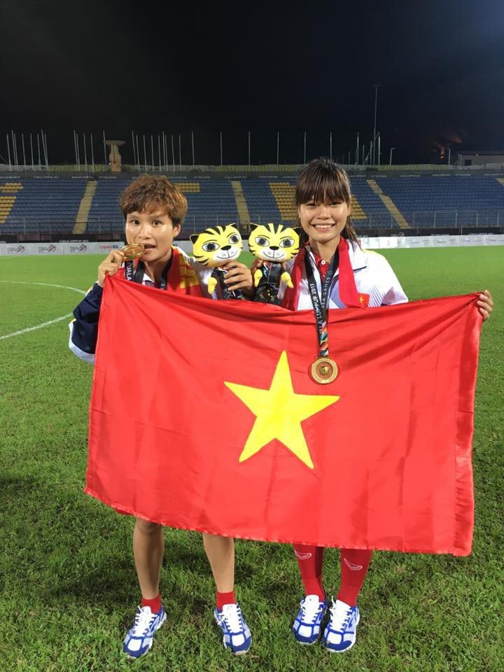 The female player who won the 31st Sea Games gold cup is likened to Quang Hai's sister, the angle looks more like - 8