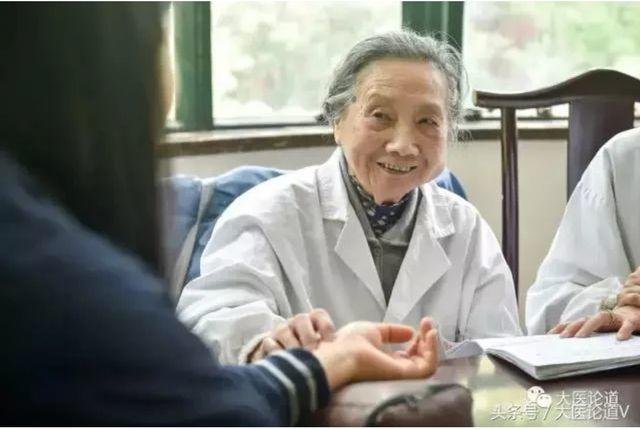 101-year-old female doctor still has rosy skin, clear mind: Absolutely do not use these 2 foods - 4