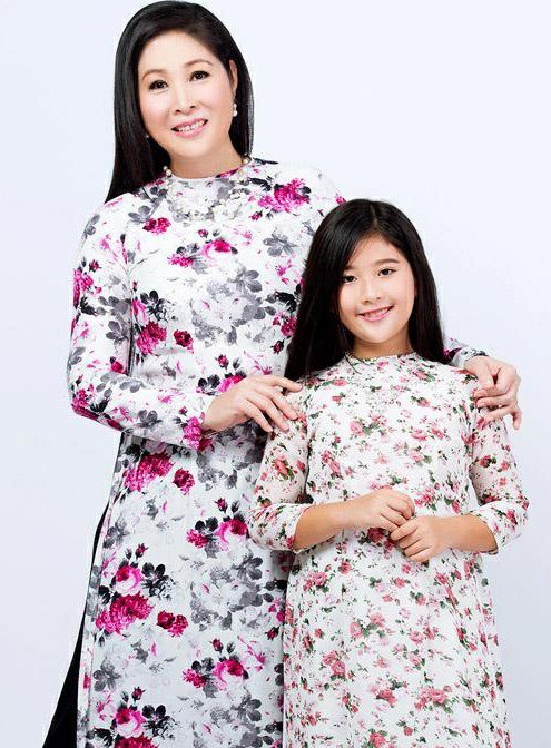 Miss Hong Van's daughter is huge in the US, her appearance has changed too much - 12