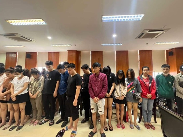 Lời khai của ông trùm đường dây cho vay nặng lãi 2.000%, đòi nợ bằng ảnh nóng