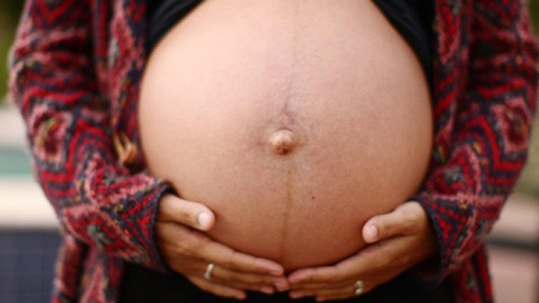 4 sensitive points on the pregnant mother's body, avoid rubbing too much lest harm the fetus - 1
