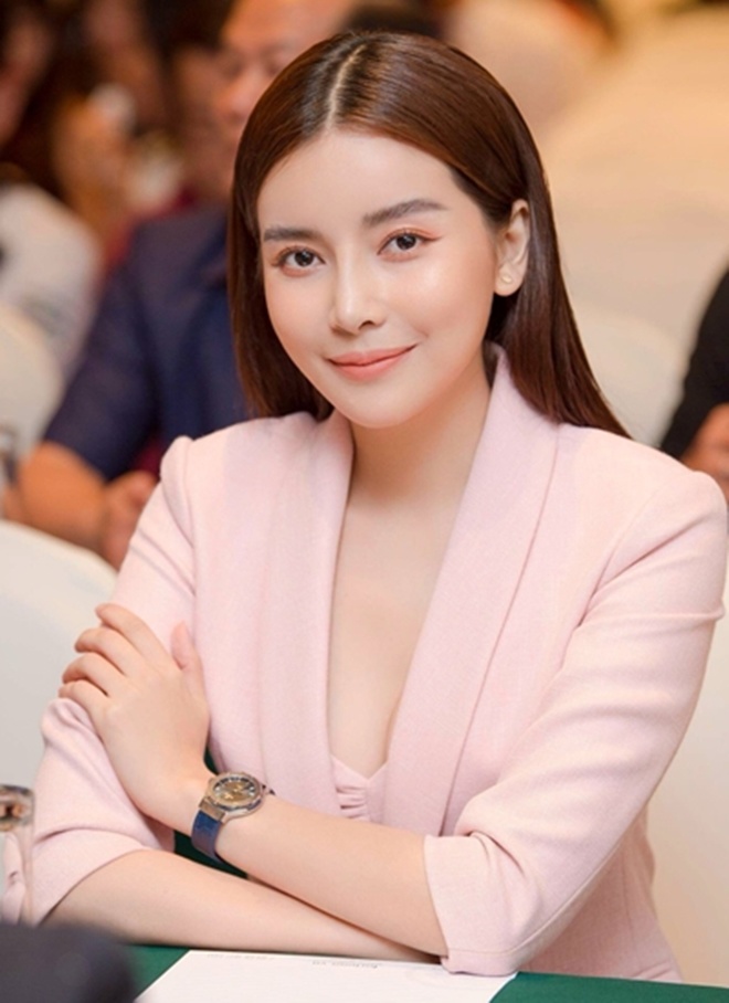 Nữ diễn viên cũng gửi lời xin lỗi tới khán giả vì phát ngôn của mình.