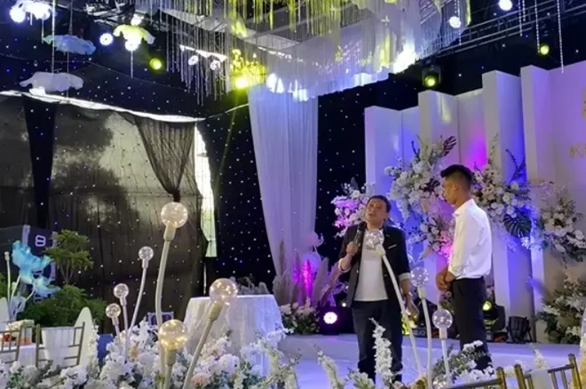 Victory was suddenly kicked out of Mac Van Khoa's wedding, what should he say to be praised?  - first