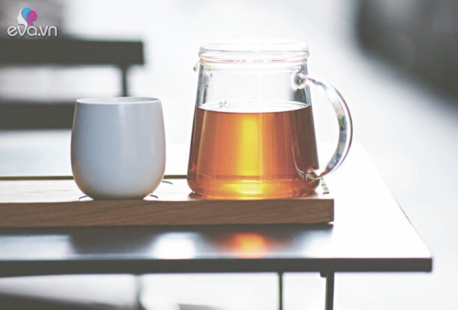 Drinking tea or filtered water every day is better for health?  The answer in your head is often wrong
