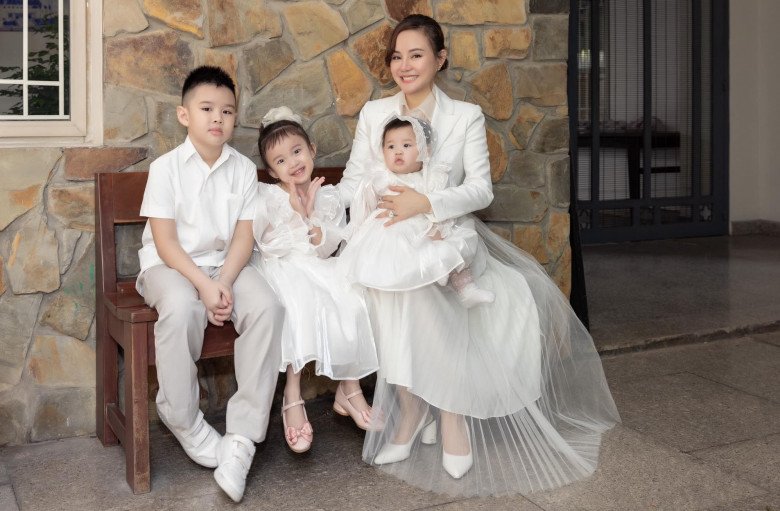 During her pregnancy, self-identified amp;#34;sowamp;#34;, Vy Oanh now confidently shows off her mother's body of these 3 children - 1