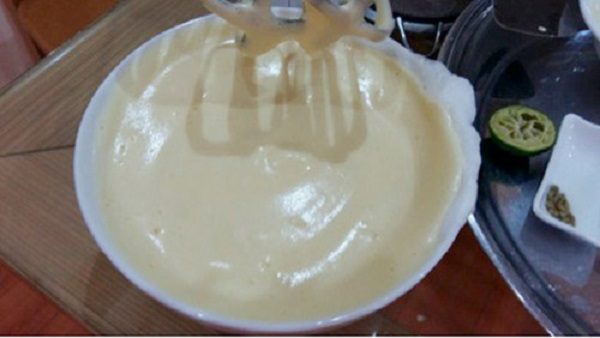Đối với các bé, cách làm bánh gối bằng nồi cơm điện rất đơn giản.  - 3