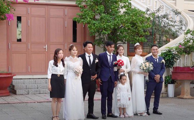 3 chị em ruột tổ chức đám cưới cùng một ngày.