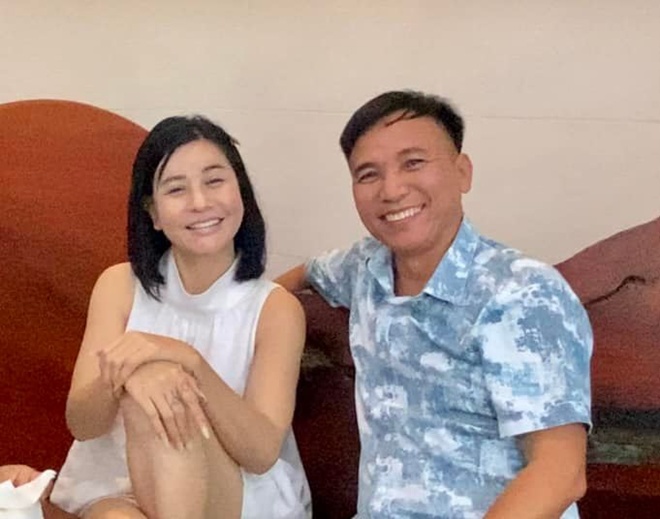 Tô Hiếu gọi Cát Phượng là người ấy, đãi cô nhiều món hải sản ngon khi qua chơi nhà.