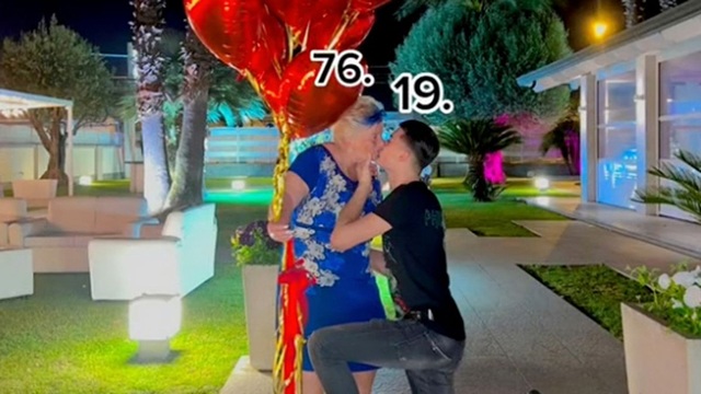 A 19-year-old boy proposes to his 76-year-old girlfriend, netizens are  excited: Old enough to be a grandmother – Blogtuan.info